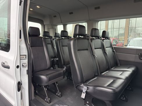 Used 2023 Ford Transit 350 XL image 19