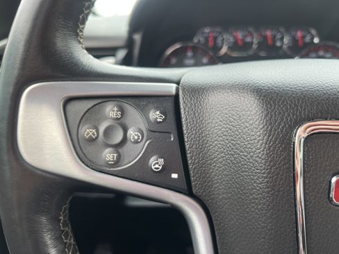 Used 2016 GMC Yukon XL SLT RWD image 19