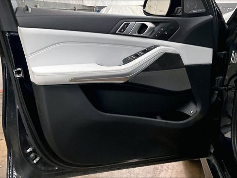 Certified 2023 BMW X5 xDrive45e w/ M Sport Package image 25