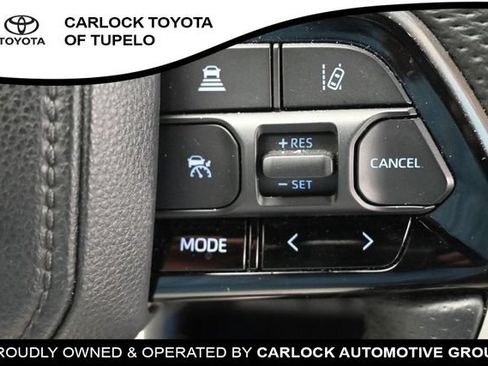 Used 2023 Toyota Sequoia Capstone RWD image 29