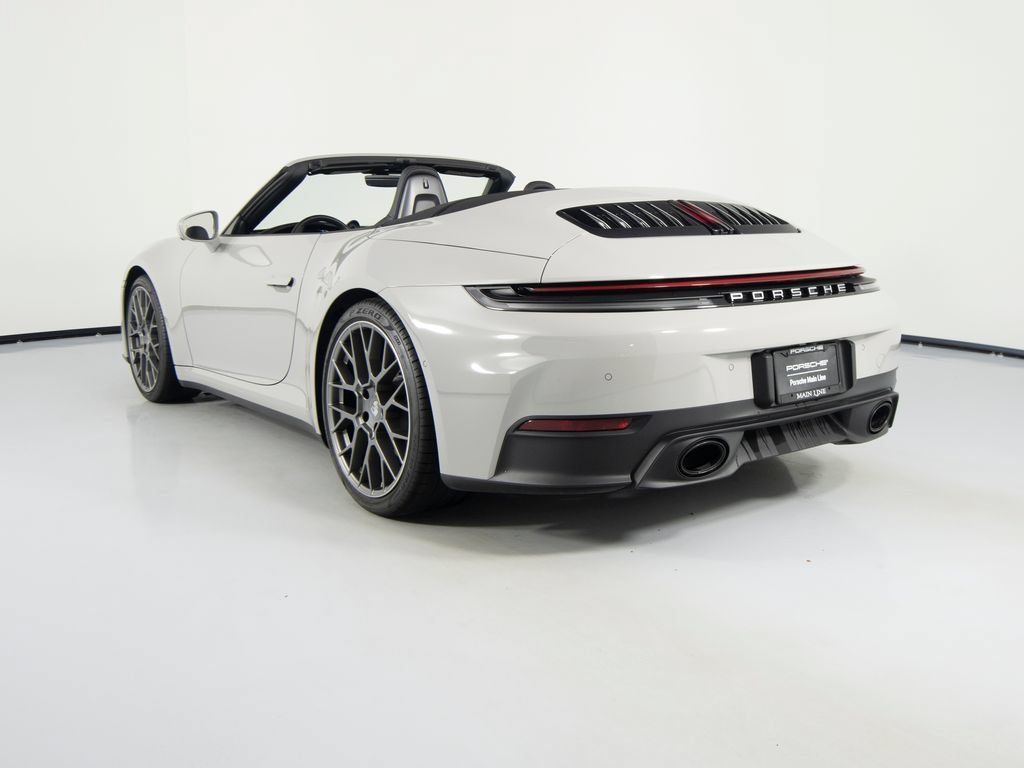 Certified 2025 Porsche 911 Carrera RWD image 8