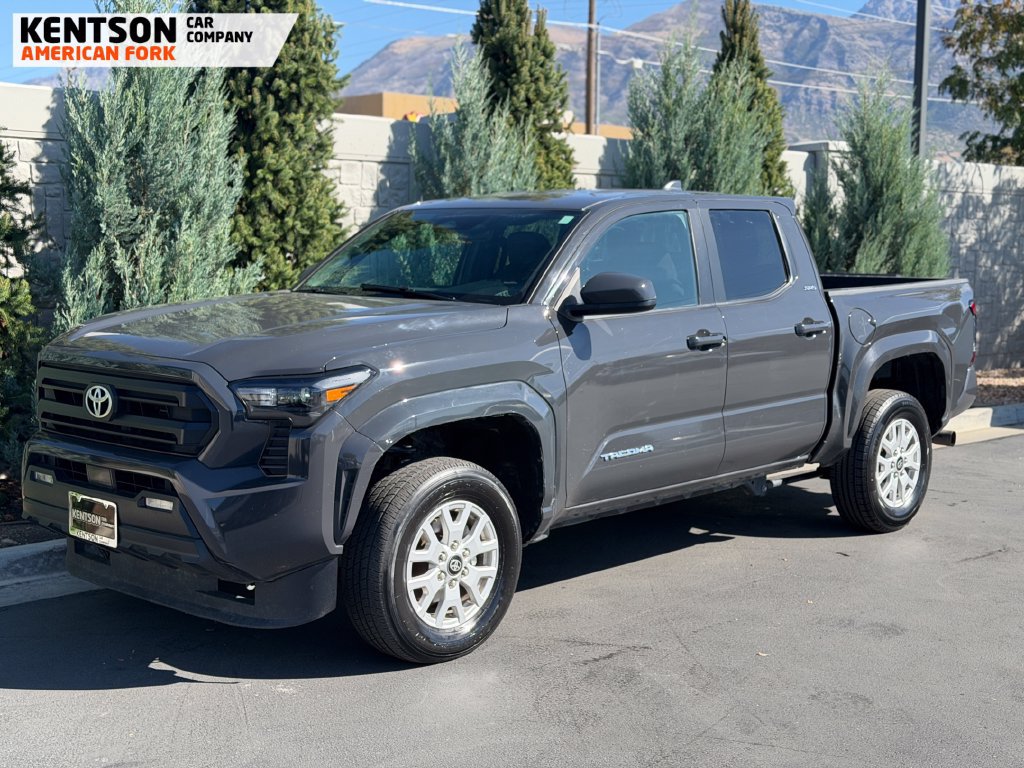 Used 2025 Toyota Tacoma SR5 AWD/4WD image 3