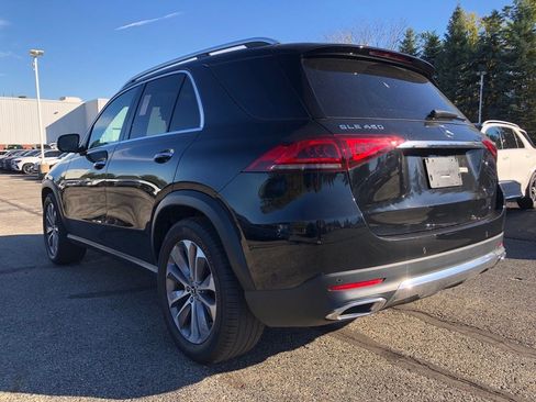 Used 2023 Mercedes-Benz GLE 450 4MATIC image 4