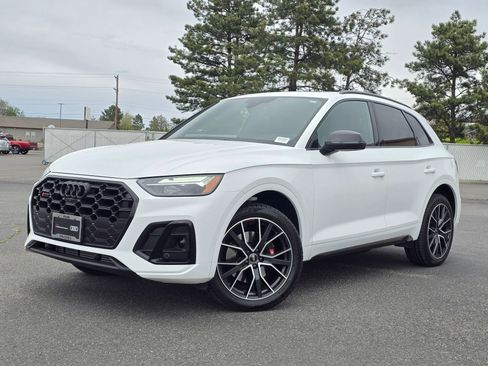 Certified 2023 Audi SQ5 Premium Plus w/ Premium Plus Package AWD/4WD image 33