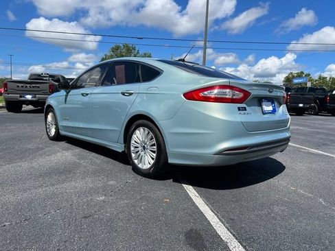 Used 2014 Ford Fusion SE w/ Equipment Group 502A FWD image 6