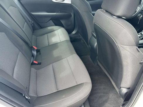 Used 2024 Kia Forte LXS w/ LXS Technology Package FWD image 19