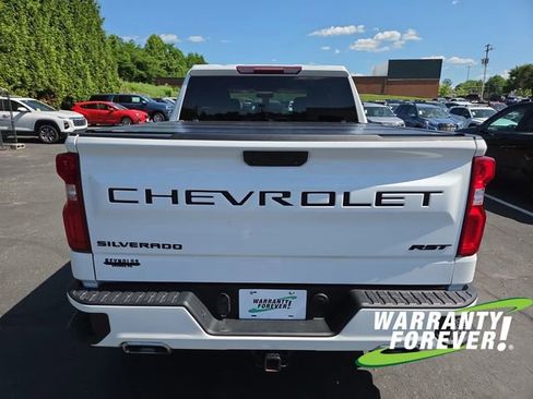 Used 2022 Chevrolet Silverado 1500 RST AWD/4WD image 6