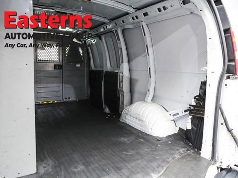 Used 2019 Chevrolet Express 2500 w/ Driver Convenience Package image 22
