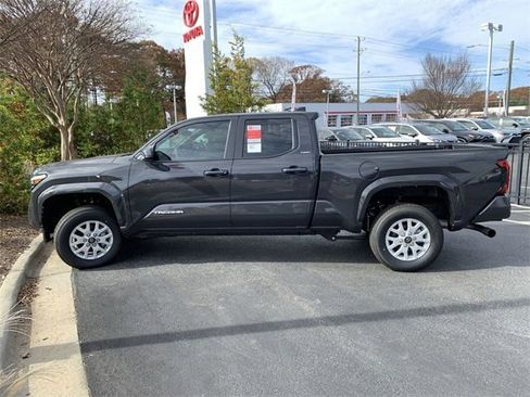 New 2025 Toyota Tacoma SR5 image 4