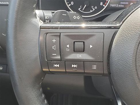 Used 2022 Nissan Pathfinder SL w/ SL Premium Package image 25