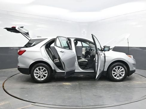 Used 2021 Chevrolet Equinox LS AWD/4WD image 53