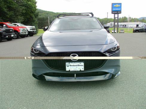 Used 2025 MAZDA MAZDA3 Hatchback w/Premium Plus Pkg AWD/4WD image 2