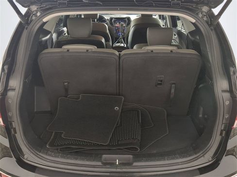 Used 2017 Hyundai Santa Fe Limited image 14