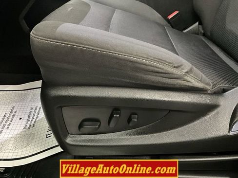 Used 2018 Chevrolet Silverado 1500 LT w/ All Star Edition image 15