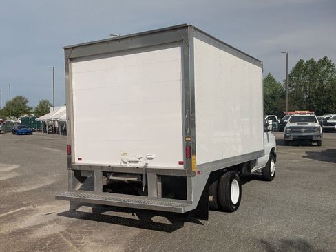 Used 2024 Ford E-350 and Econoline 350 Super Duty w/ Power Windows & Locks Group RWD image 9