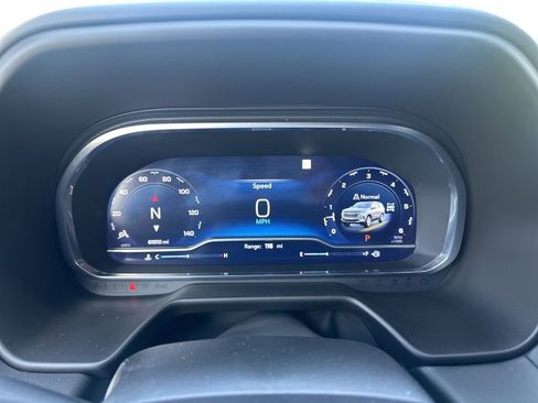 Used 2022 Chevrolet Tahoe High Country AWD/4WD image 15