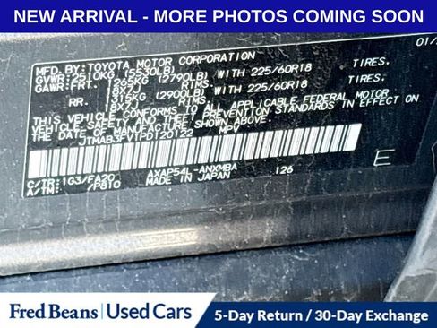 Used 2023 Toyota RAV4 SE w/ Weather & Moonroof Package image 17