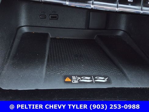 Used 2024 Chevrolet Traverse Z71 w/ LPO, Floor Liner Package image 29