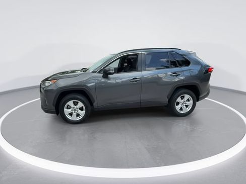Used 2021 Toyota RAV4 XLE FWD image 4