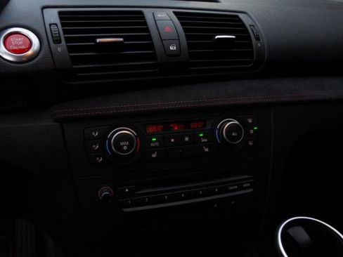Used 2011 BMW 1 Series M image 69