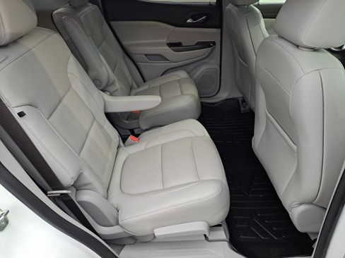 Used 2019 GMC Acadia SLT image 14