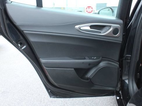 Used 2024 Alfa Romeo Giulia Ti AWD/4WD image 29