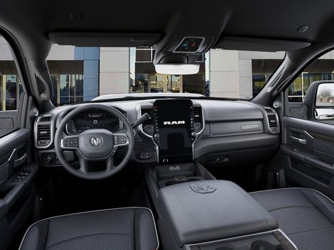 New 2026 RAM 2500 Laramie AWD/4WD image 14