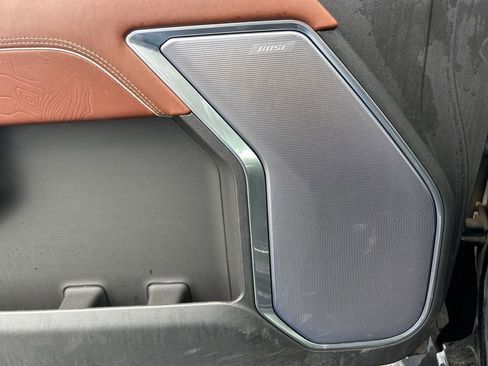 Used 2024 GMC Sierra 2500 Denali Ultimate w/ LPO, GMC Protection Package image 14