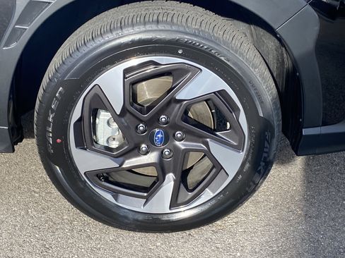 Used 2025 Subaru Crosstrek 2.5i Limited w/ Crosstrek Mirror Package image 28