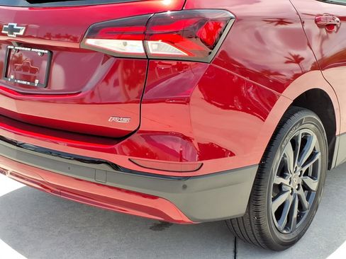Used 2024 Chevrolet Equinox RS w/ LPO, Floor Liner Package FWD image 18