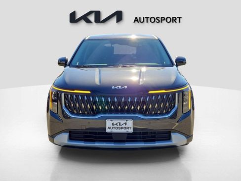 New 2026 Kia Carnival image 2