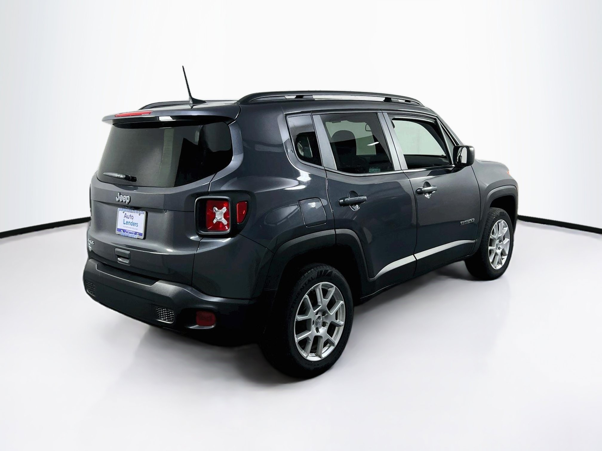 Used 2023 Jeep Renegade Latitude w/ Premium Group AWD/4WD image 5