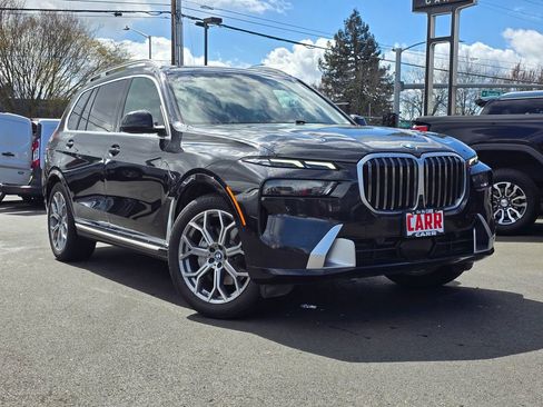 Used 2024 BMW X7 xDrive40i AWD/4WD image 45
