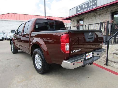 Used 2016 Nissan Frontier SV w/ SV Value Truck Package RWD image 3