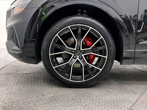 Used 2023 Audi Q8 Premium Plus w/ Premium Plus Package image 8