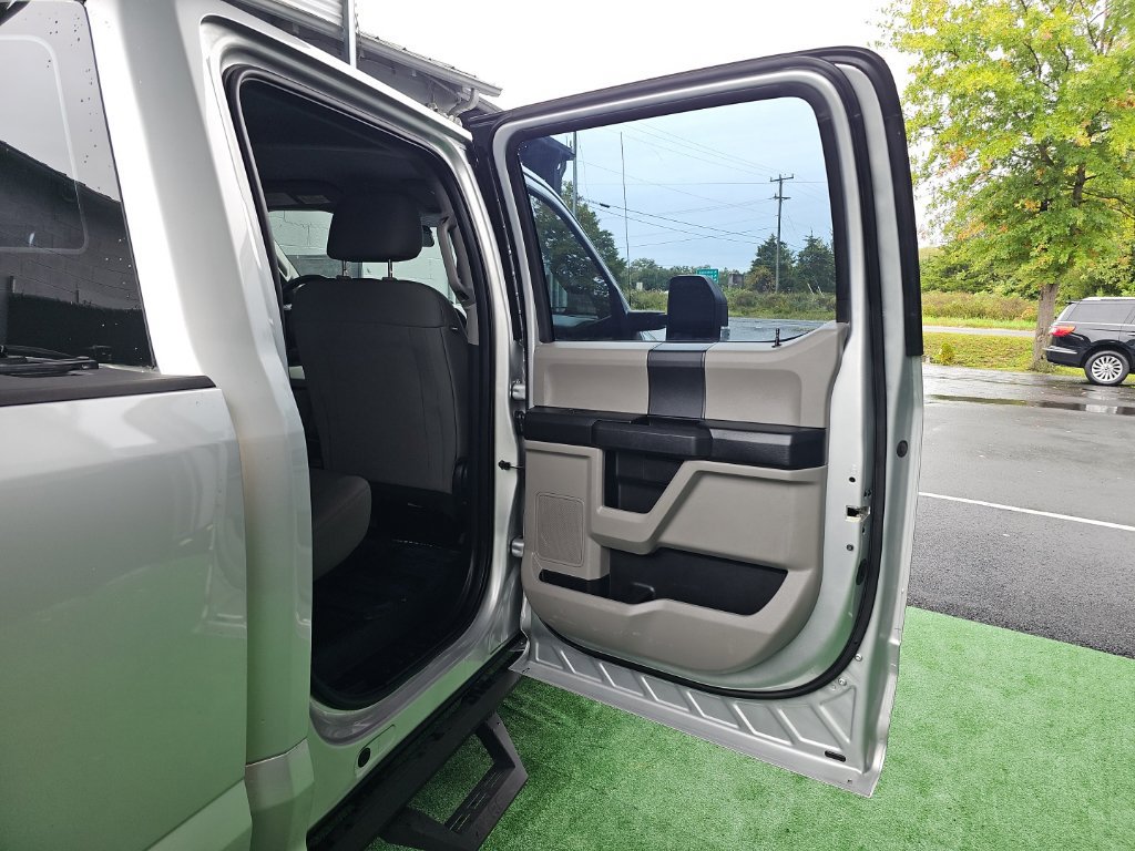Used 2018 Ford F350 XL w/ Power Equipment Group AWD/4WD image 35