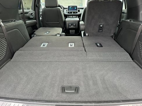 Certified 2024 Chevrolet Tahoe RST w/ Luxury Package AWD/4WD image 18
