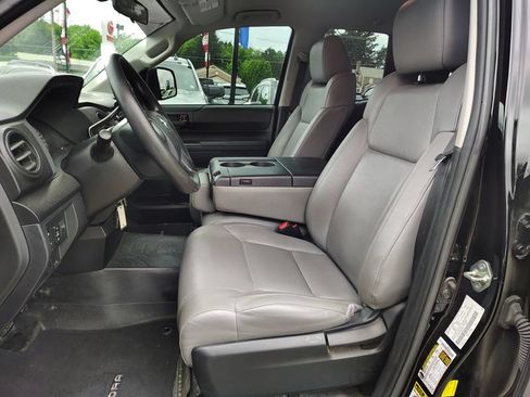 Used 2016 Toyota Tundra SR AWD/4WD image 8