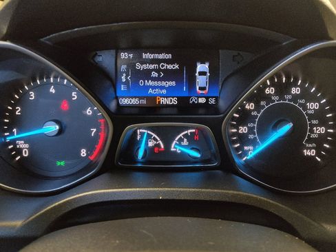 Used 2017 Ford Escape Titanium w/ Equipment Group 301A AWD/4WD image 23