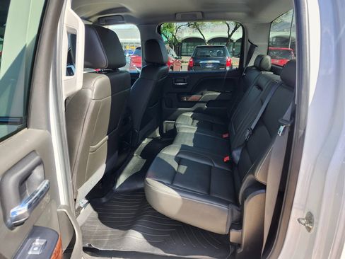 Used 2018 GMC Sierra 1500 SLT image 15