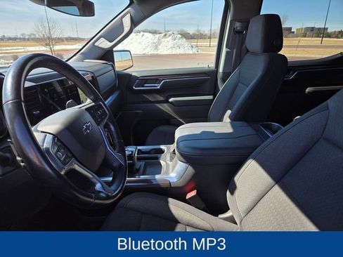 Used 2023 Chevrolet Silverado 1500 RST AWD/4WD image 16