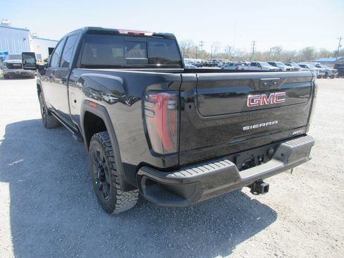 New 2026 GMC Sierra 2500 AT4 image 7