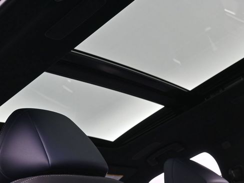 New 2027 INFINITI QX80 Sensory AWD/4WD image 24