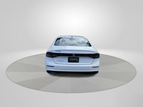 Used 2023 Honda Accord EX image 6