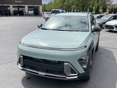 Used 2026 Hyundai Kona SEL Premium AWD/4WD image 2
