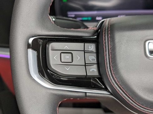 Used 2025 Jeep Wagoneer S Launch Edition AWD/4WD image 31