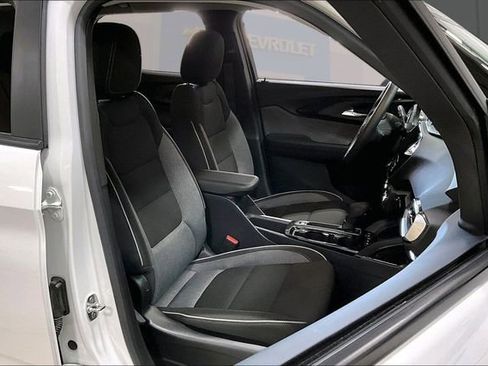 Certified 2023 Chevrolet TrailBlazer LT w/ Convenience Package image 28