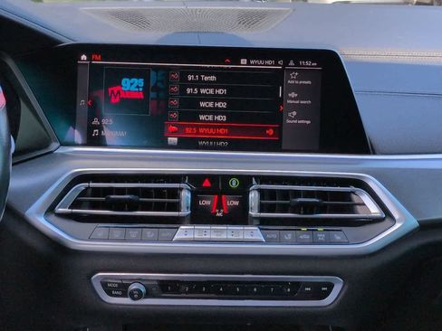 Used 2019 BMW X5 xDrive40i w/ Convenience Package AWD/4WD image 17