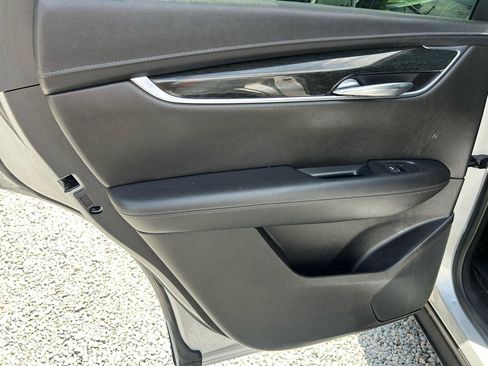 Used 2020 Cadillac XT5 Premium Luxury FWD image 14