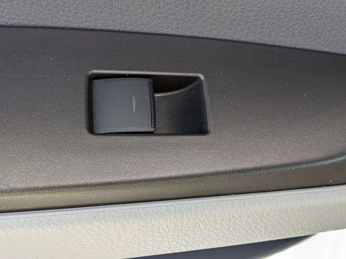 Used 2024 Toyota Camry SE FWD image 28